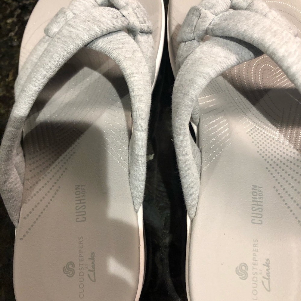 Clarke’s cloudstepper flip flops